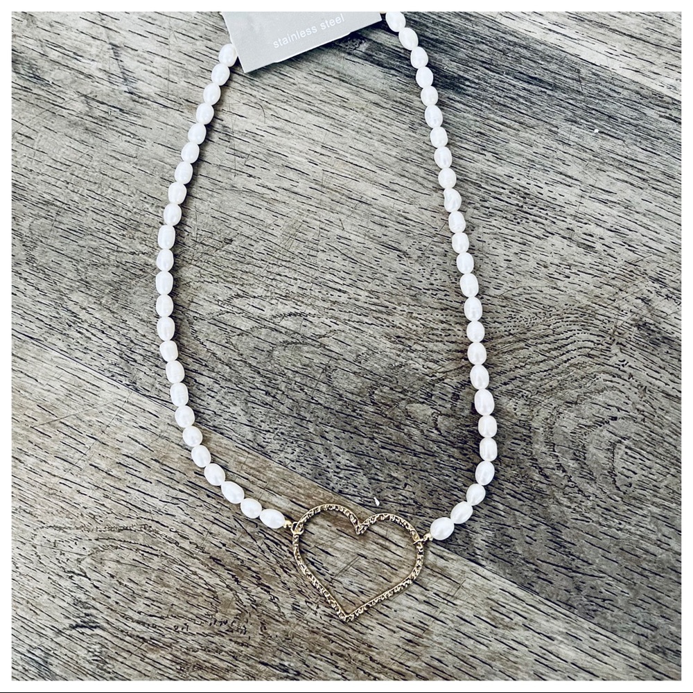 Paris Fresh Water Pearl Hear Drop Necklace - Picture 2 of 4
